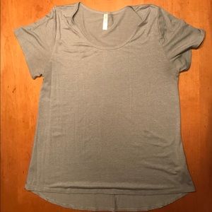 XL Classic T by LuLaRoe